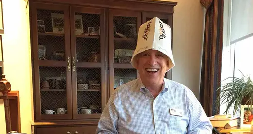 Dennis King with East Asian hat