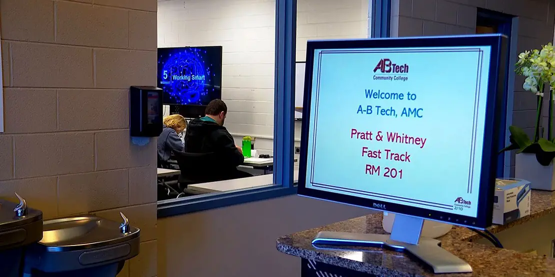 Computer screen showing Pratt & Whitney Fast Track