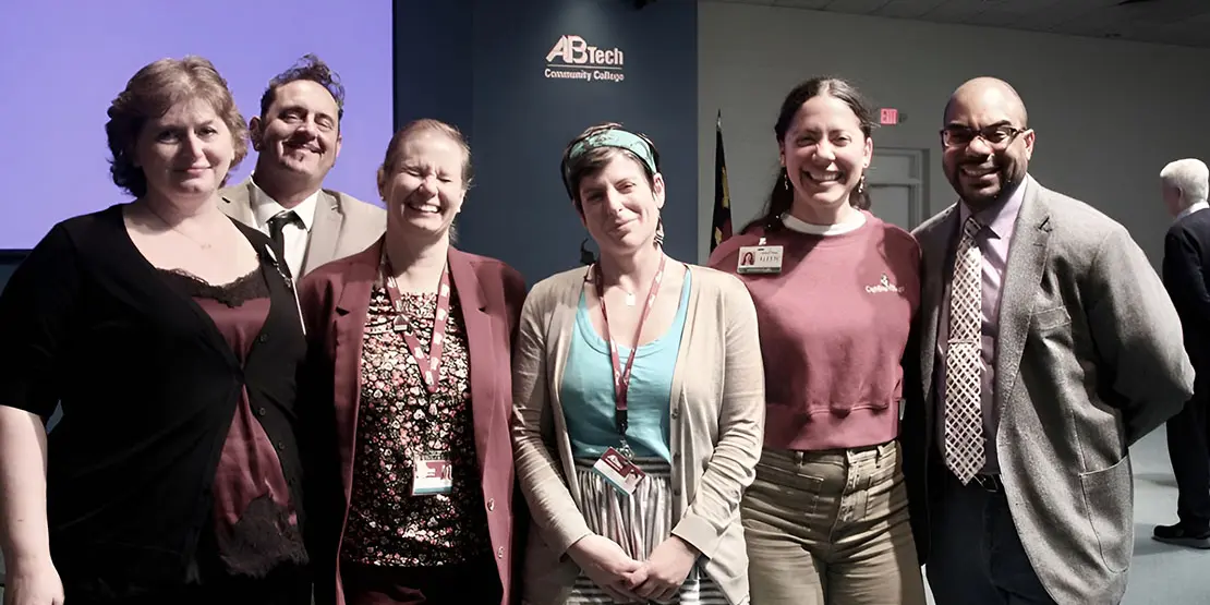 Voices and Visions Carousel - 16