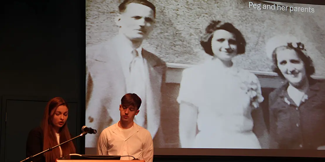 Voices and Visions Carousel - 17