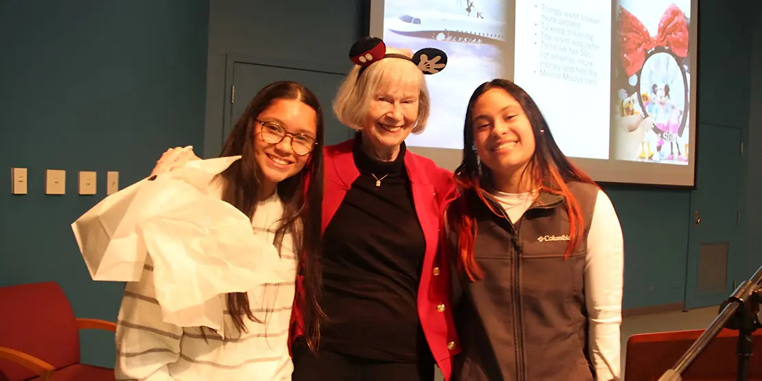 Voices and Visions Carousel - 18