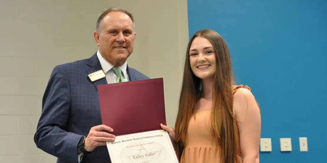 Radiography Graduate Kelsey Fisher - News Featured