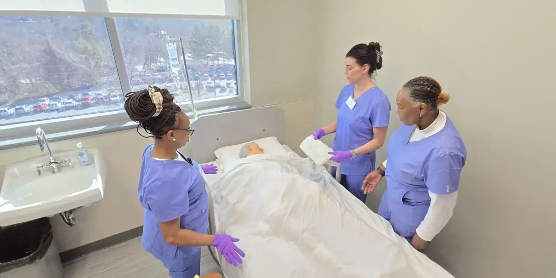 Nurse Aide Program - Featured
