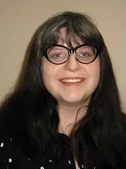 Whitley Albury - Headshot