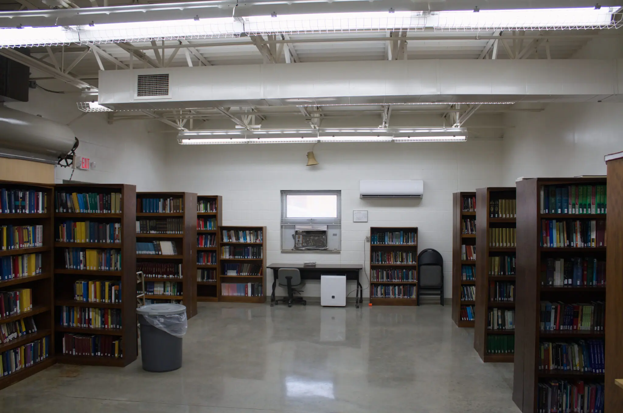 The library at Nash Correctional Institution. Ben Humphries/EdNC