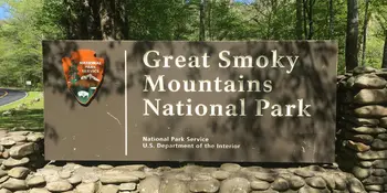 Wooden sign of the Great Smoky Mountains National Park